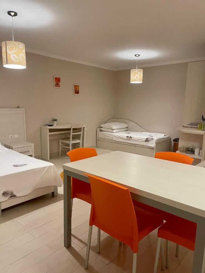 Apartments Prestige Петркане Екстериор снимка