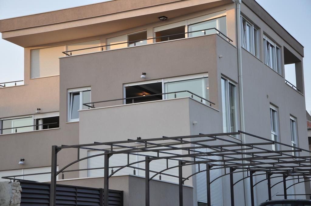 Apartments Prestige Петркане Екстериор снимка