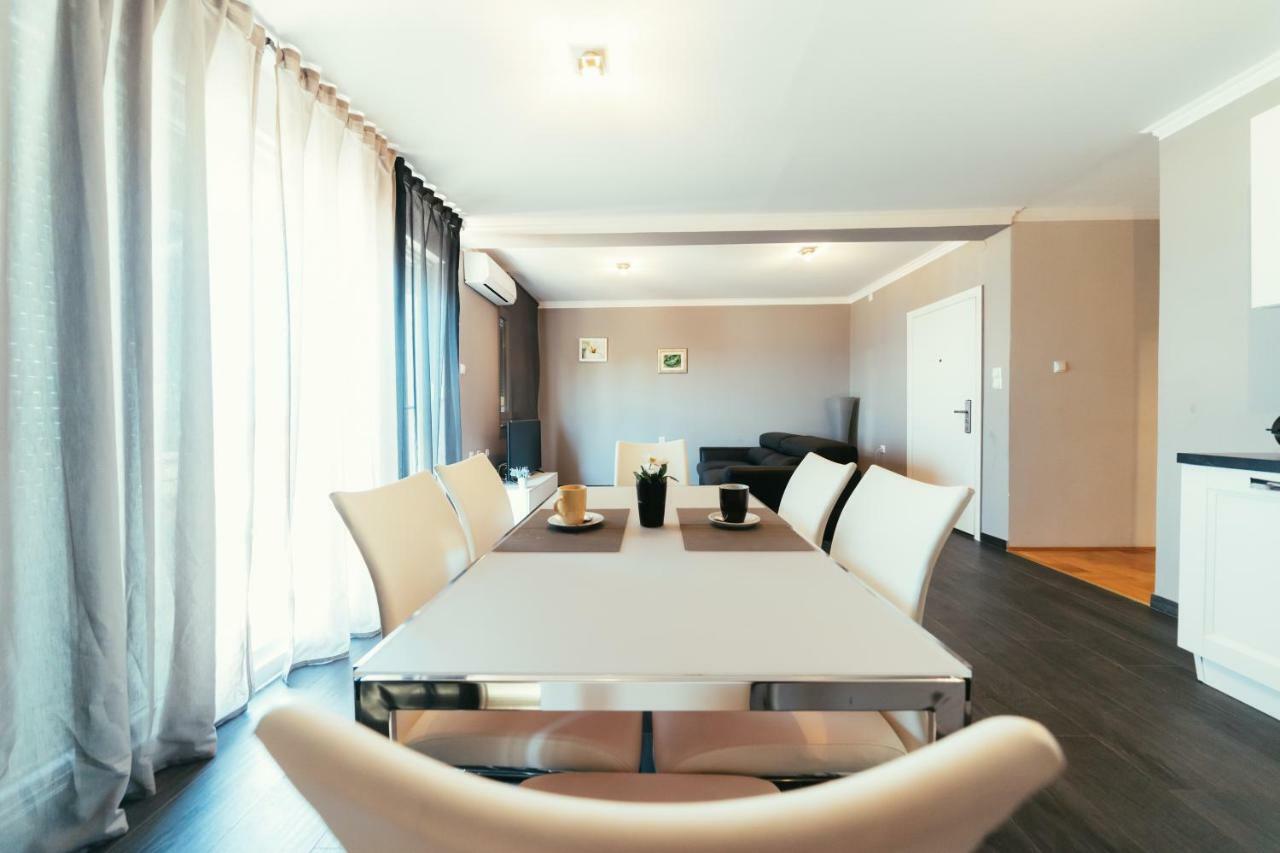 Apartments Prestige Петркане Екстериор снимка