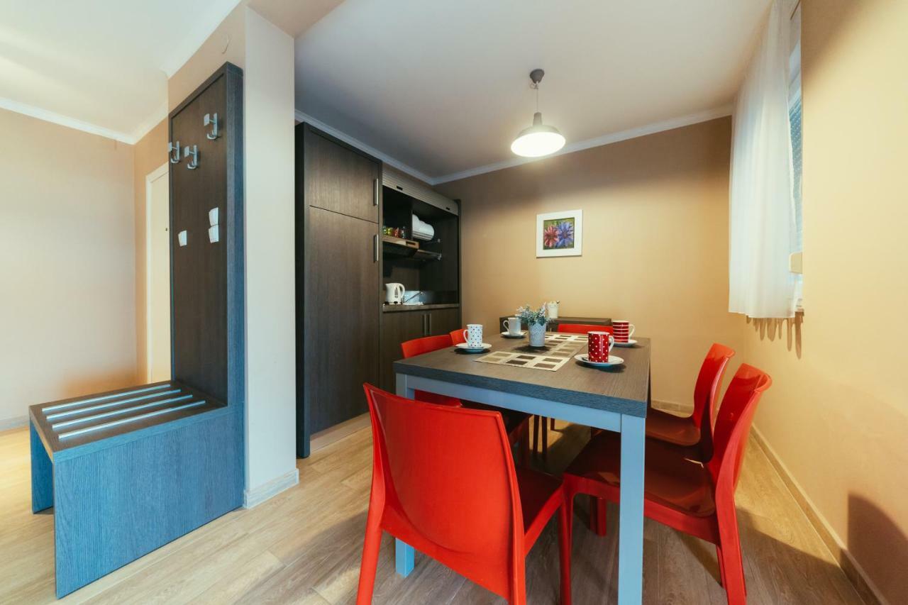Apartments Prestige Петркане Екстериор снимка