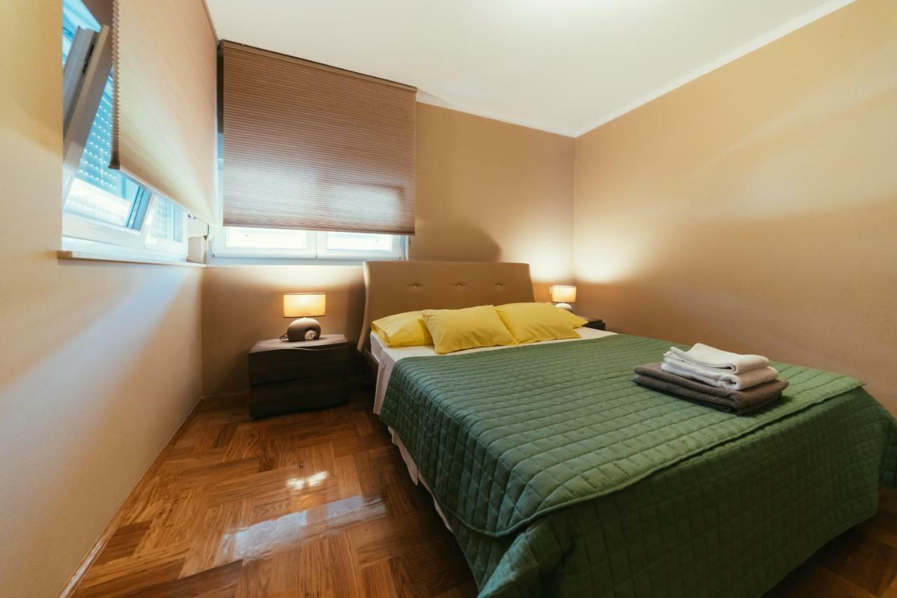 Apartments Prestige Петркане Екстериор снимка