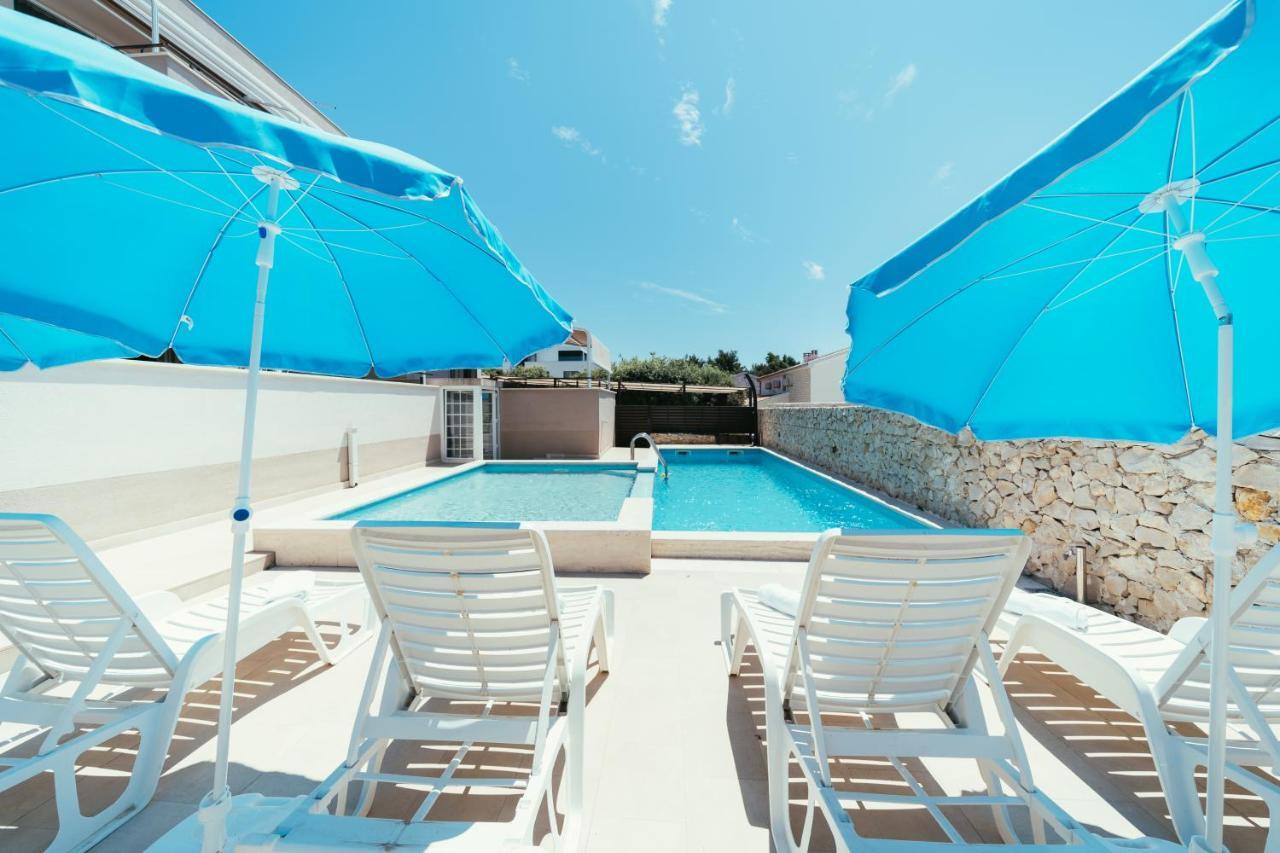 Apartments Prestige Петркане Екстериор снимка